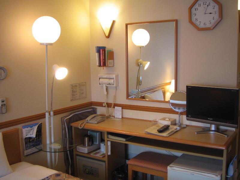 Toyoko Inn Kobe Sannomiya No.2 Εξωτερικό φωτογραφία